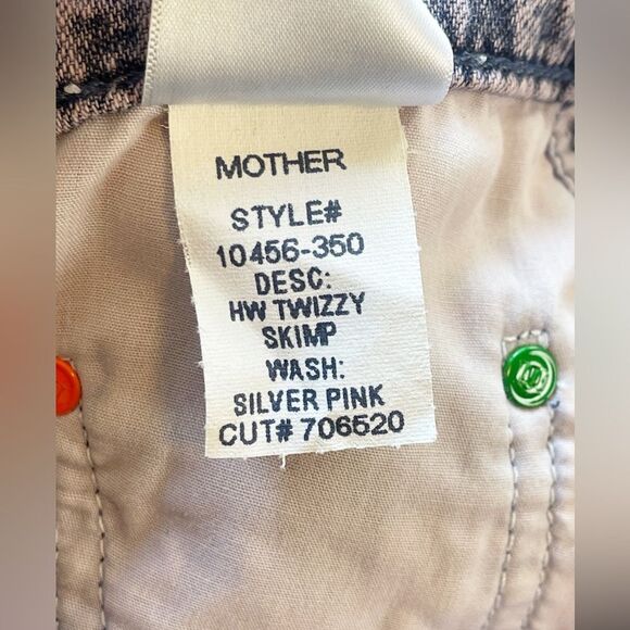 MOTHER SNACKS High Waisted Twizzy Skimp Wash Jeans in Silver Pink 27 - Picture 8 of 11